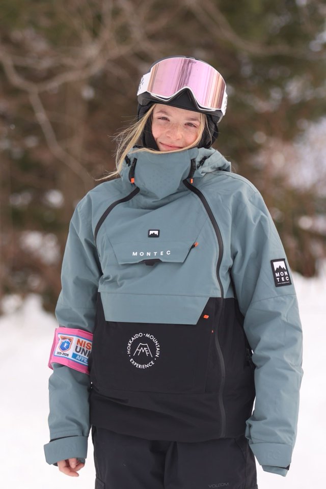 Plume Ridge Snowsports – 翎雪岭滑雪學校